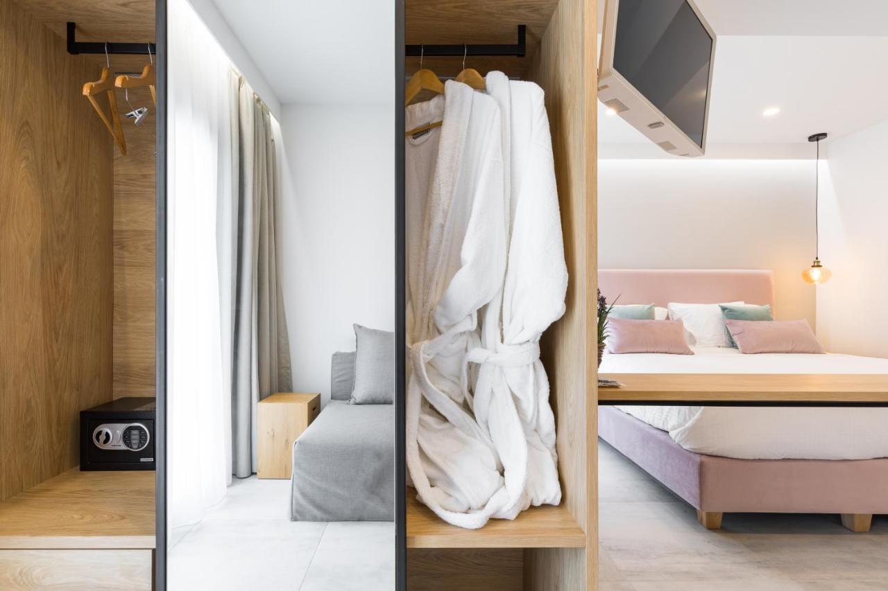 V Luxury Suites Kanáli Kültér fotó