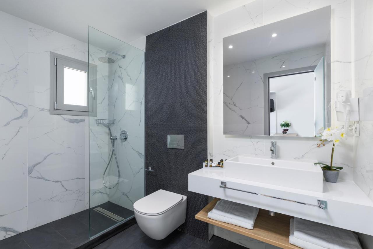 V Luxury Suites Kanáli Kültér fotó