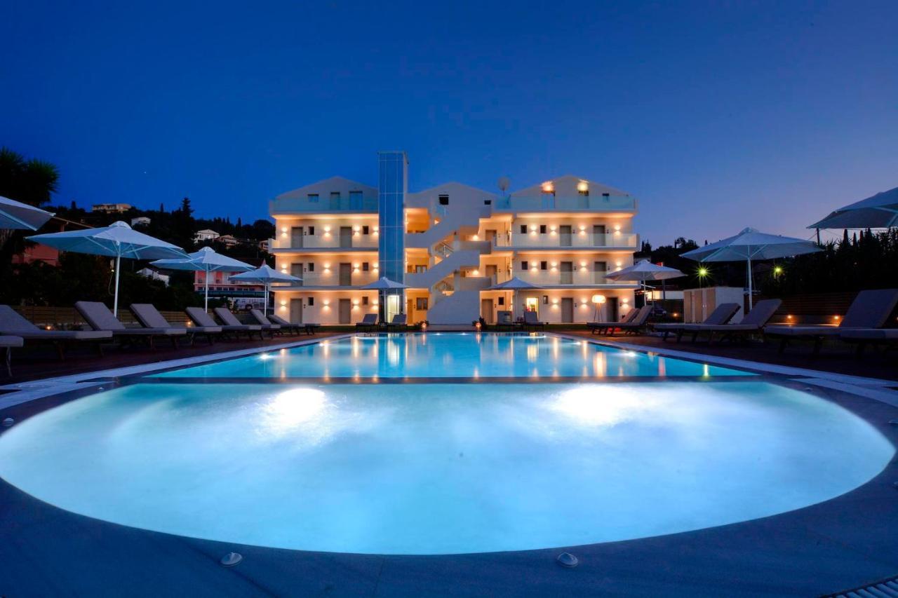 V Luxury Suites Kanáli Kültér fotó