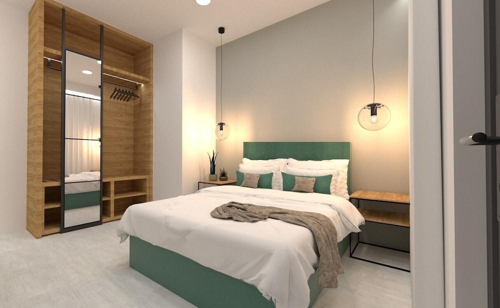 V Luxury Suites Kanáli Kültér fotó