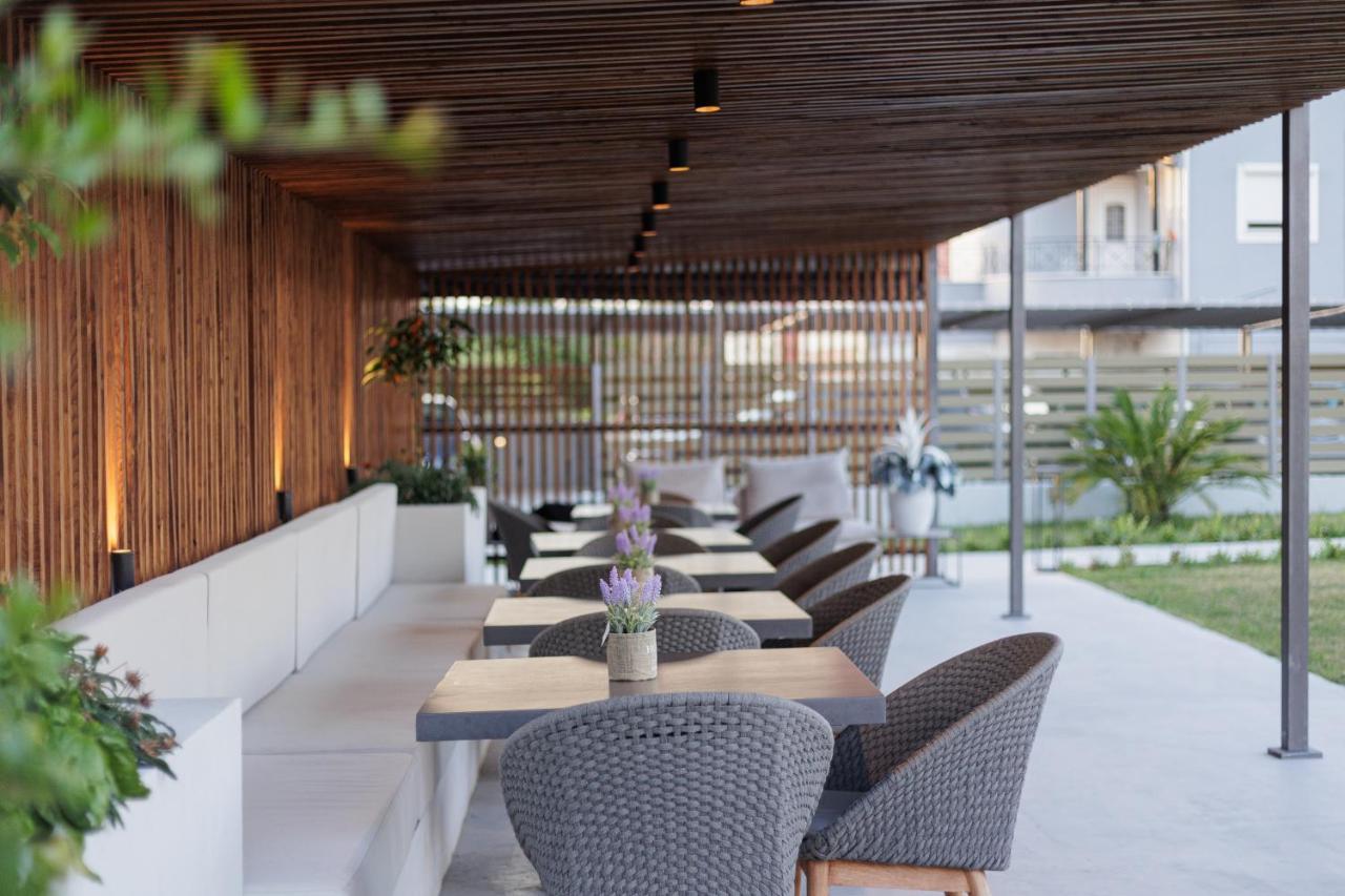 V Luxury Suites Kanáli Kültér fotó